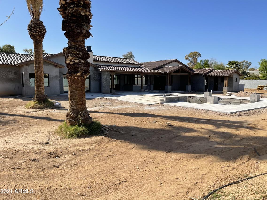 11001 N 60th St., Scottsdale, AZ 85254