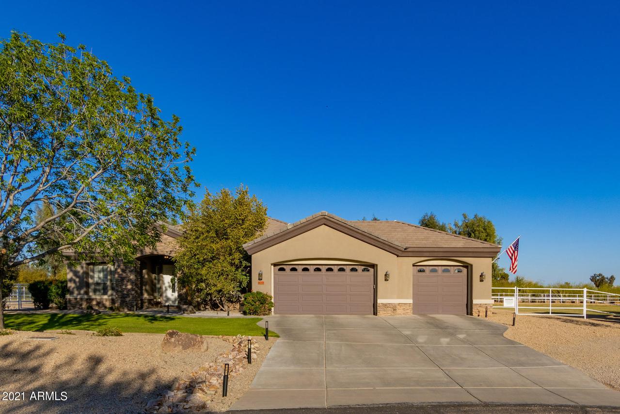 7805 N 161st Ave., Litchfield Park, AZ 85340
