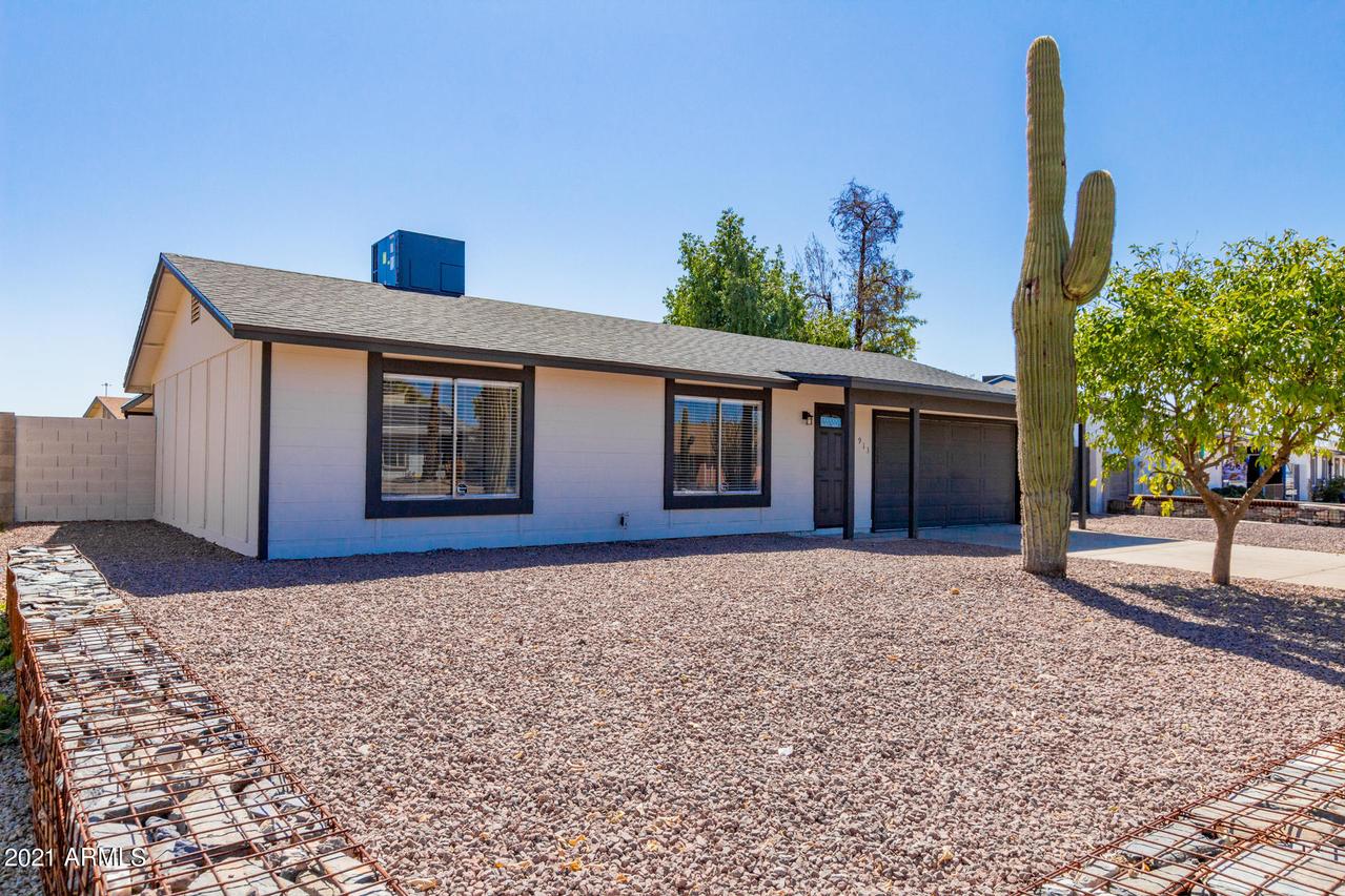 913 W Tonopah Dr., Phoenix, AZ 85027