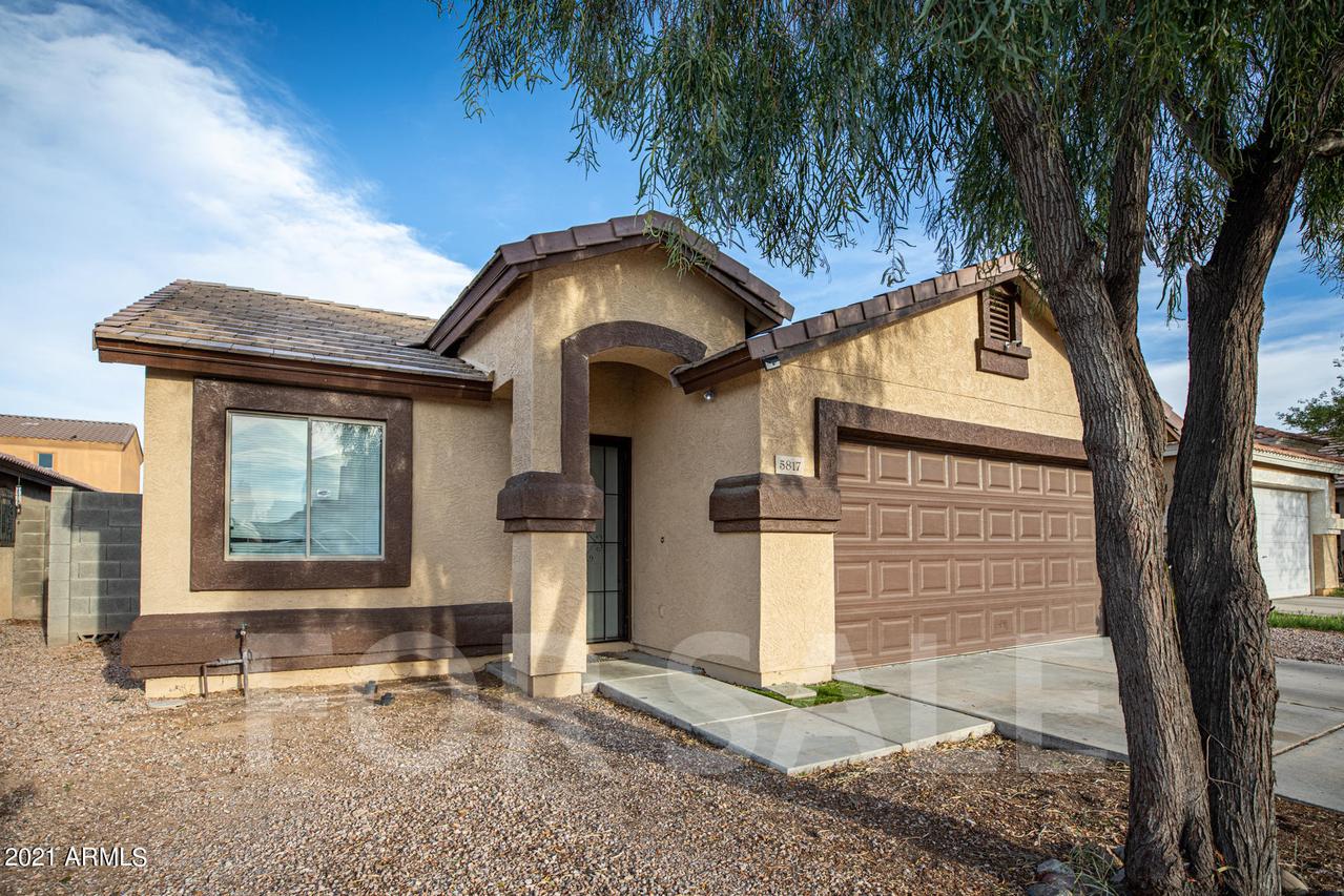 5817 S 11th Dr., Phoenix, AZ 85041