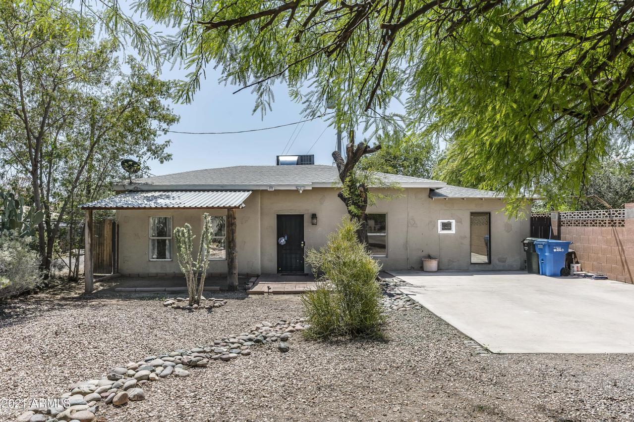 2713 W Mckinley St., Phoenix, AZ 85009