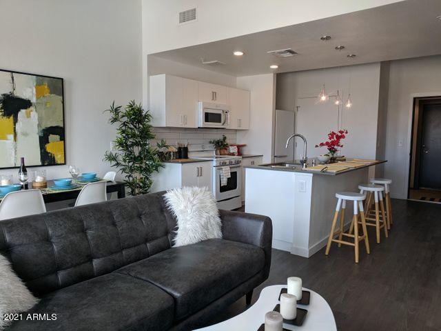 1130 N 2nd St. #210, Phoenix, AZ 85004