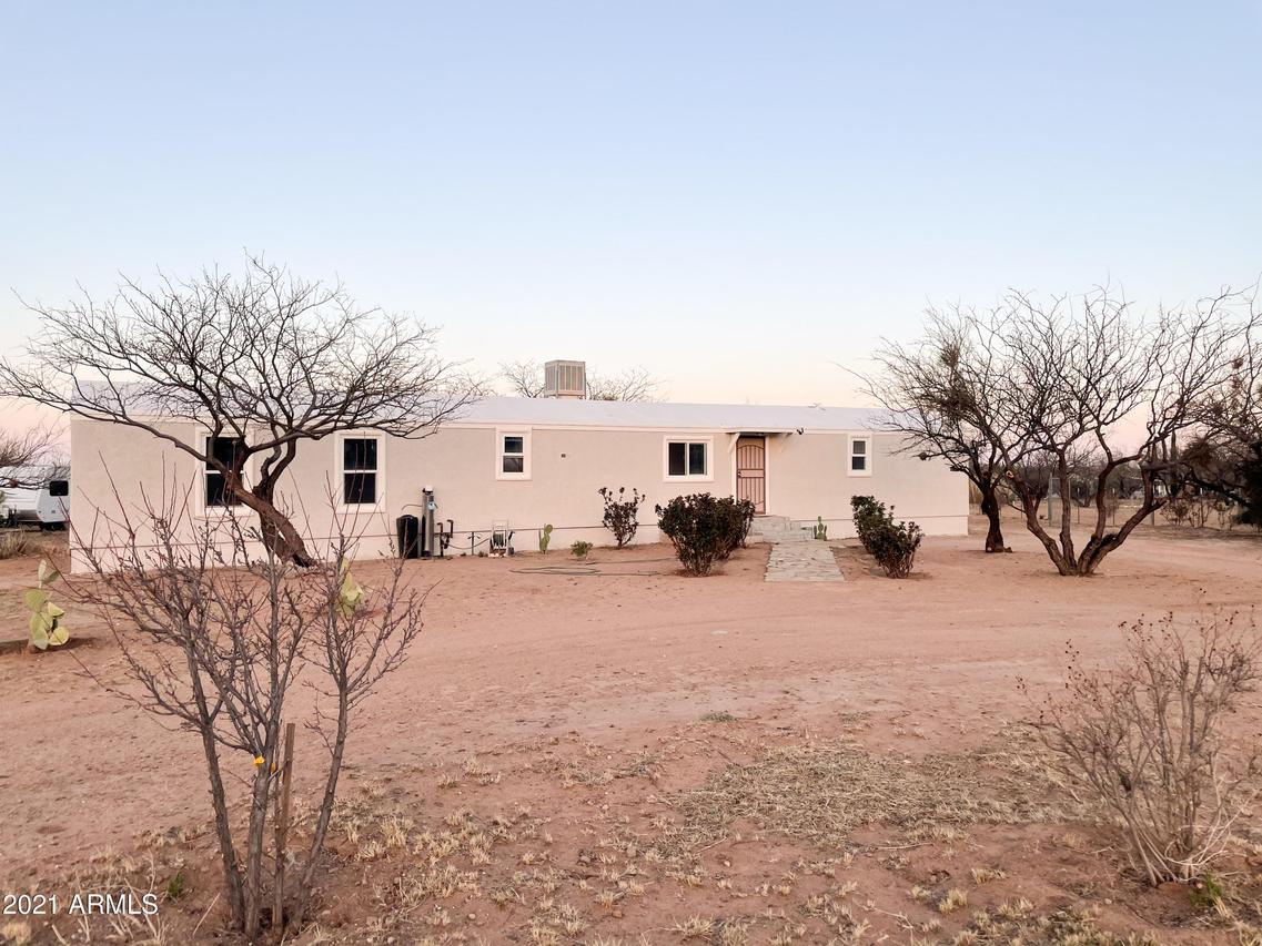 5873 S Mesquite Tree Ln., Hereford, AZ 85615