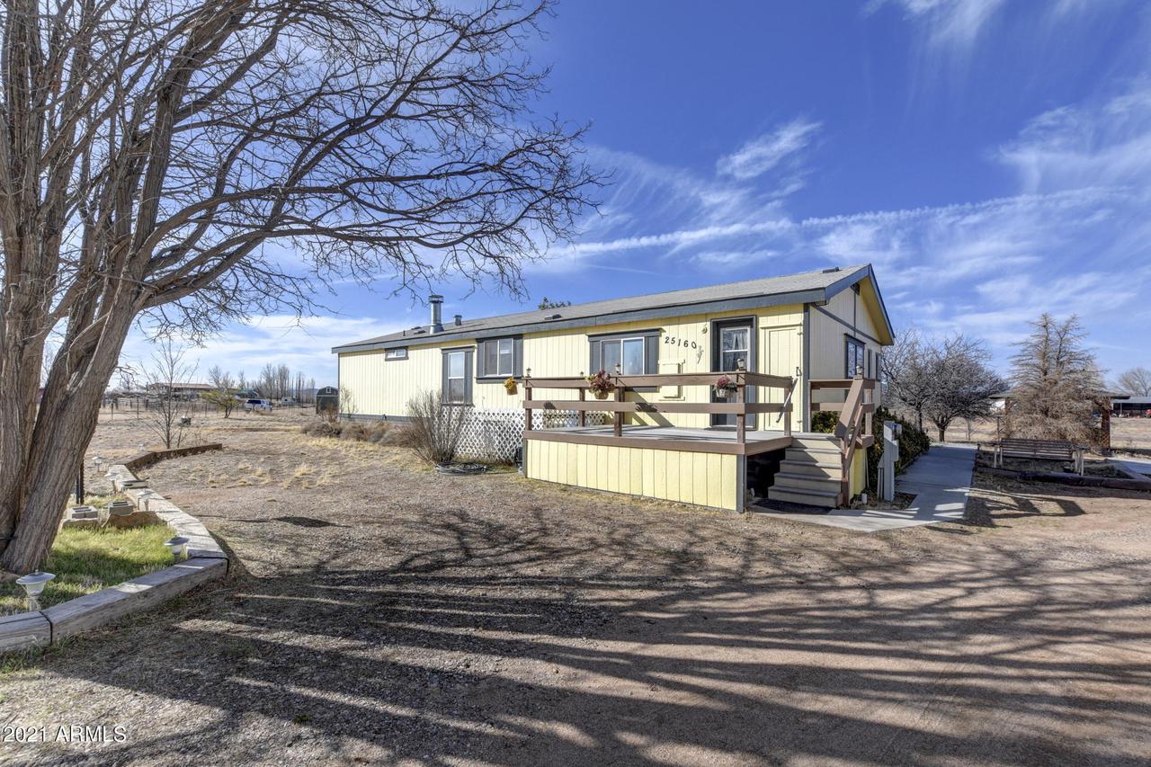 25160 N Larita Rd., Paulden, AZ 86334