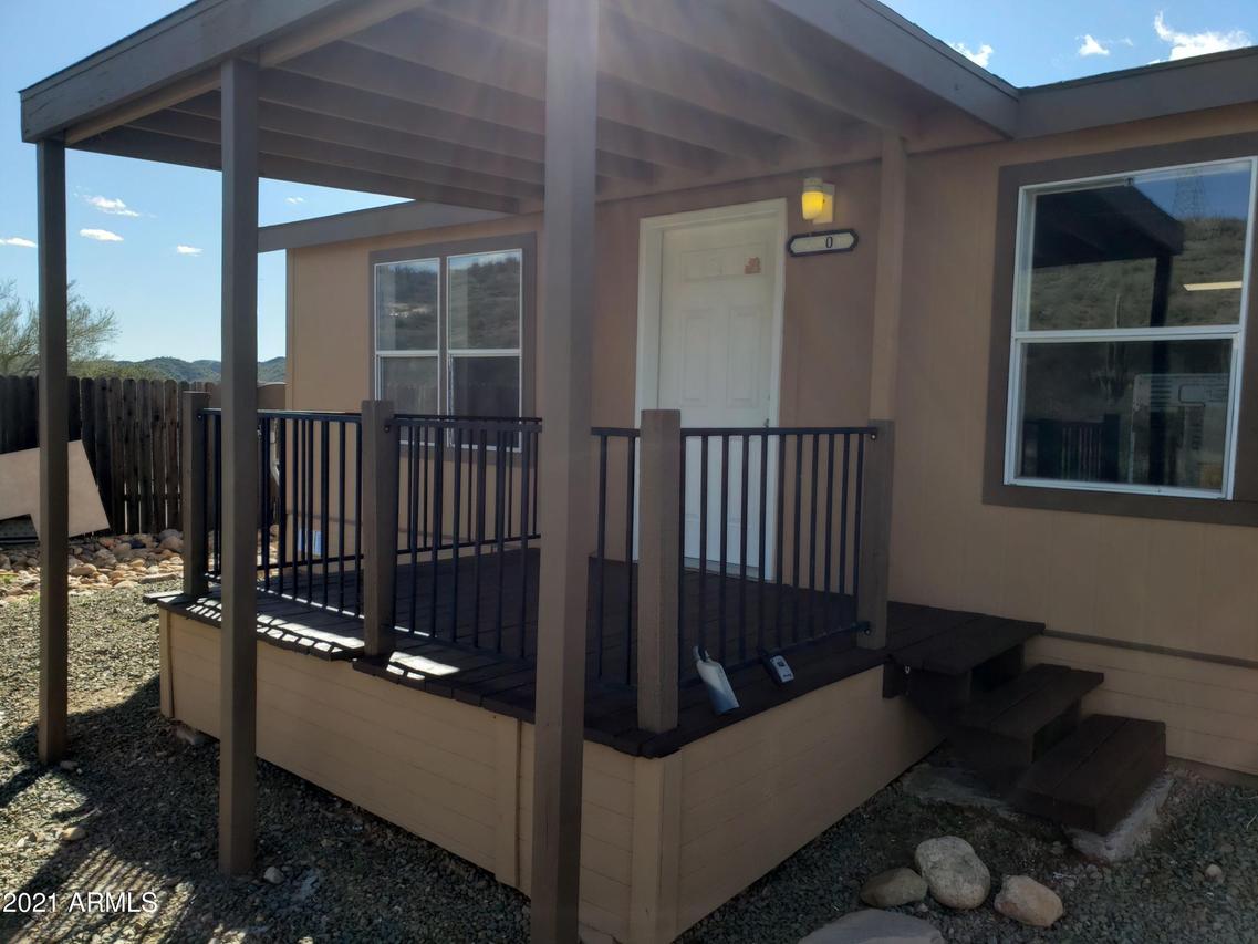 33200 S Thompson Rd., Black Canyon City, AZ 85324