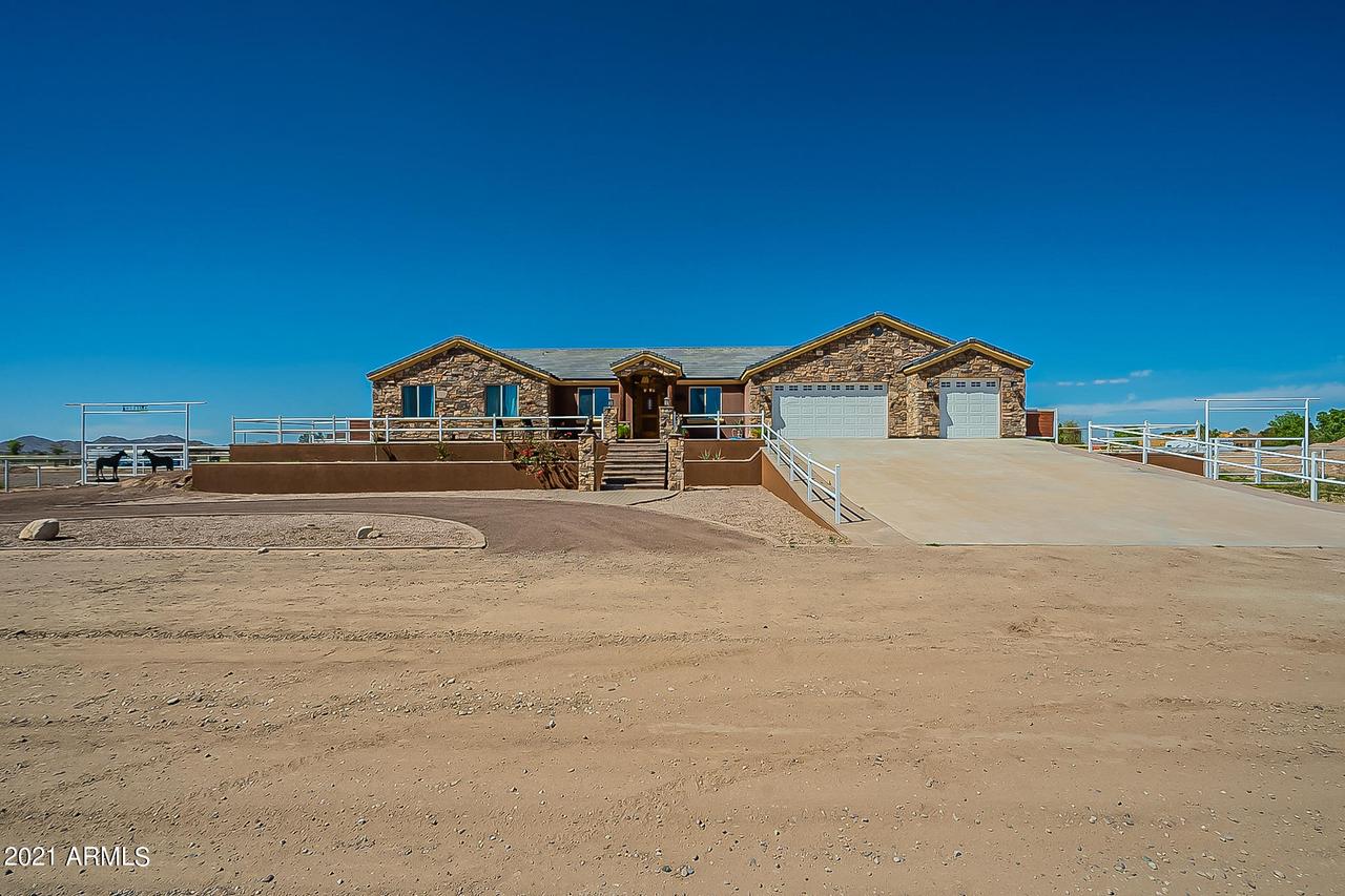 8618 S 203rd Dr., Buckeye, AZ 85326