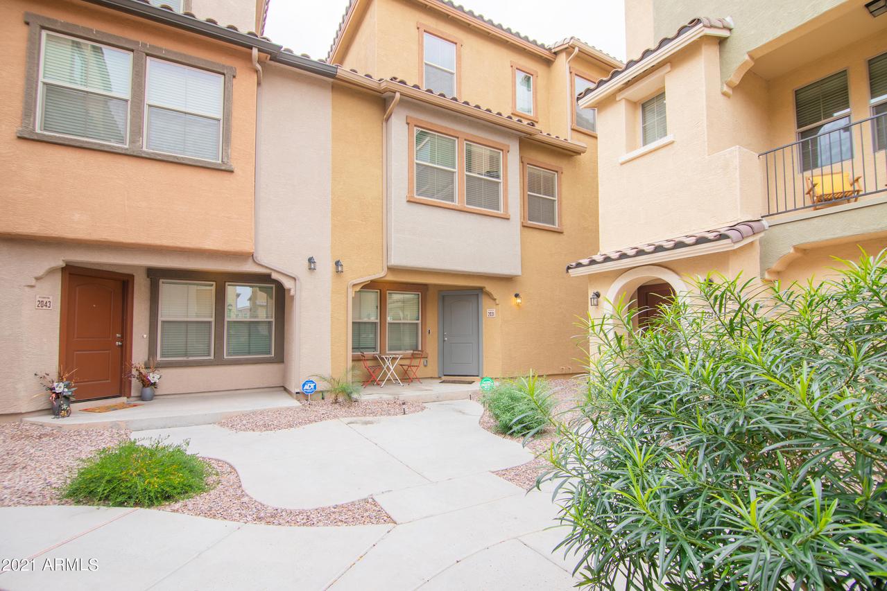 2031 N 77th Dr., Phoenix, AZ 85035