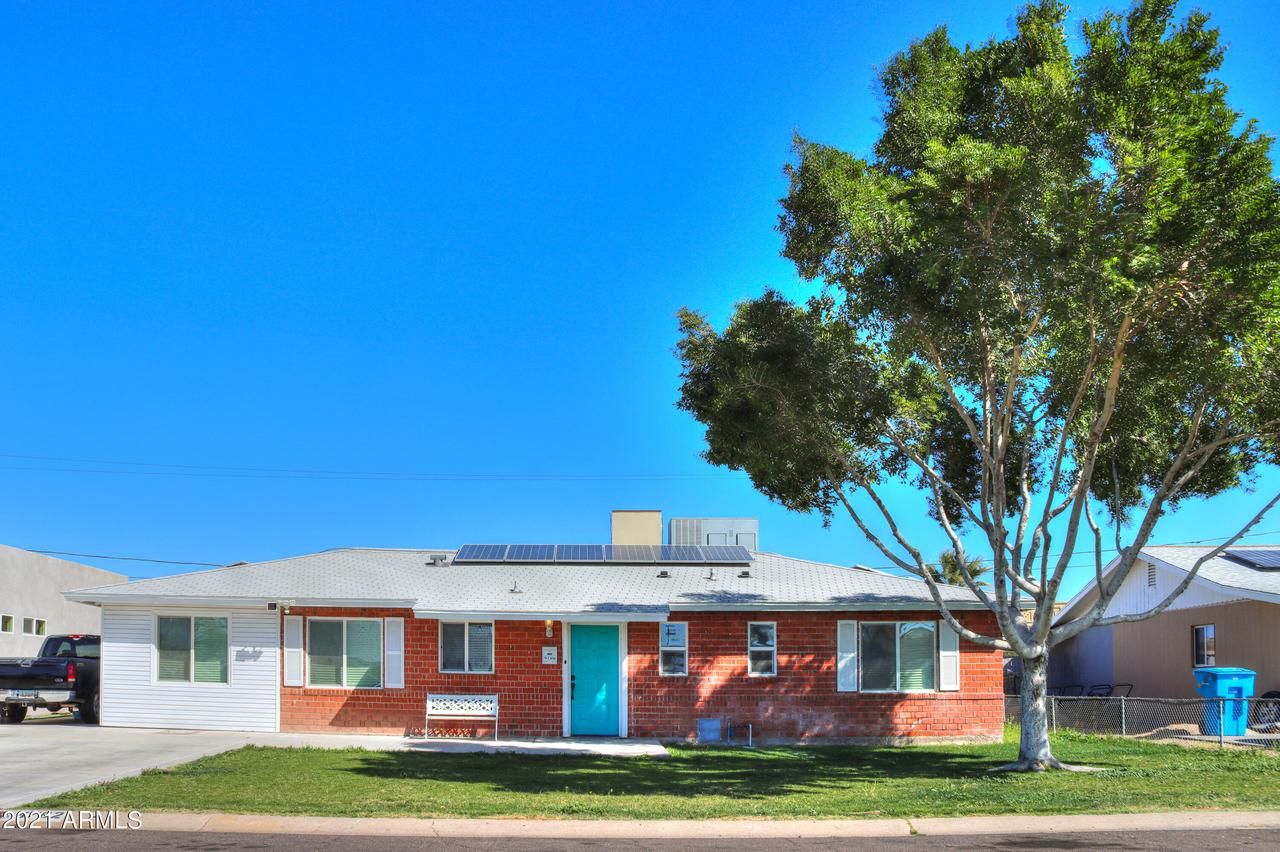 4702 E Mckinley St., Phoenix, AZ 85008