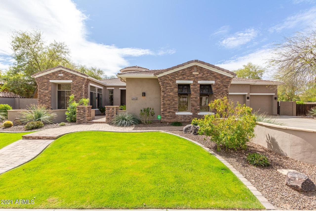 1973 E Gemini Pl., Chandler, AZ 85249