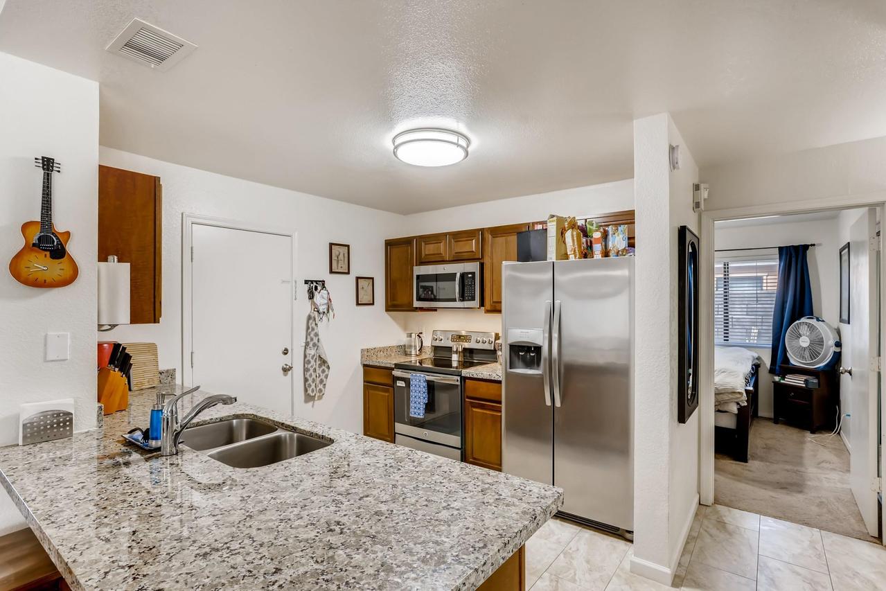 3138 W Via Montoya Dr., Phoenix, AZ 85027