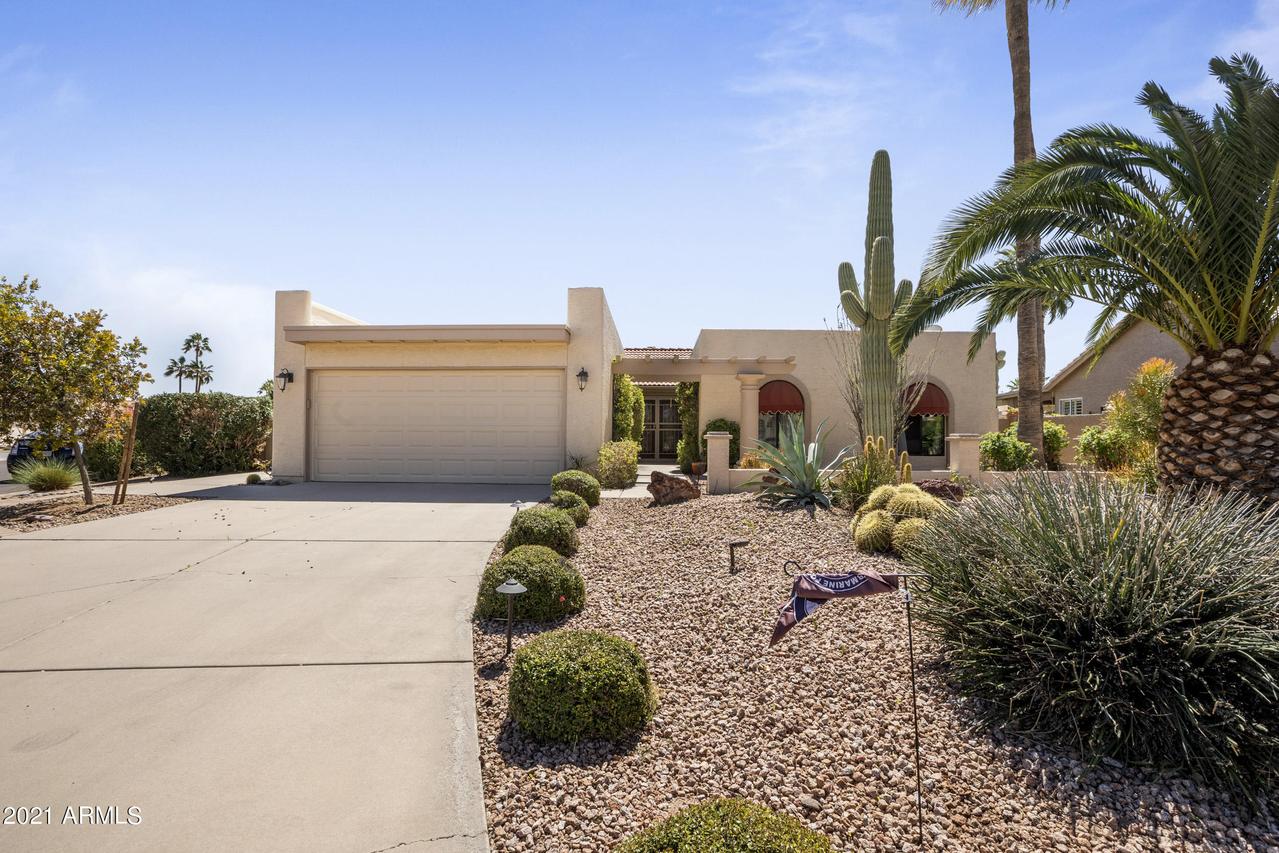 10609 E Elmhurst Dr., Sun Lakes, AZ 85248