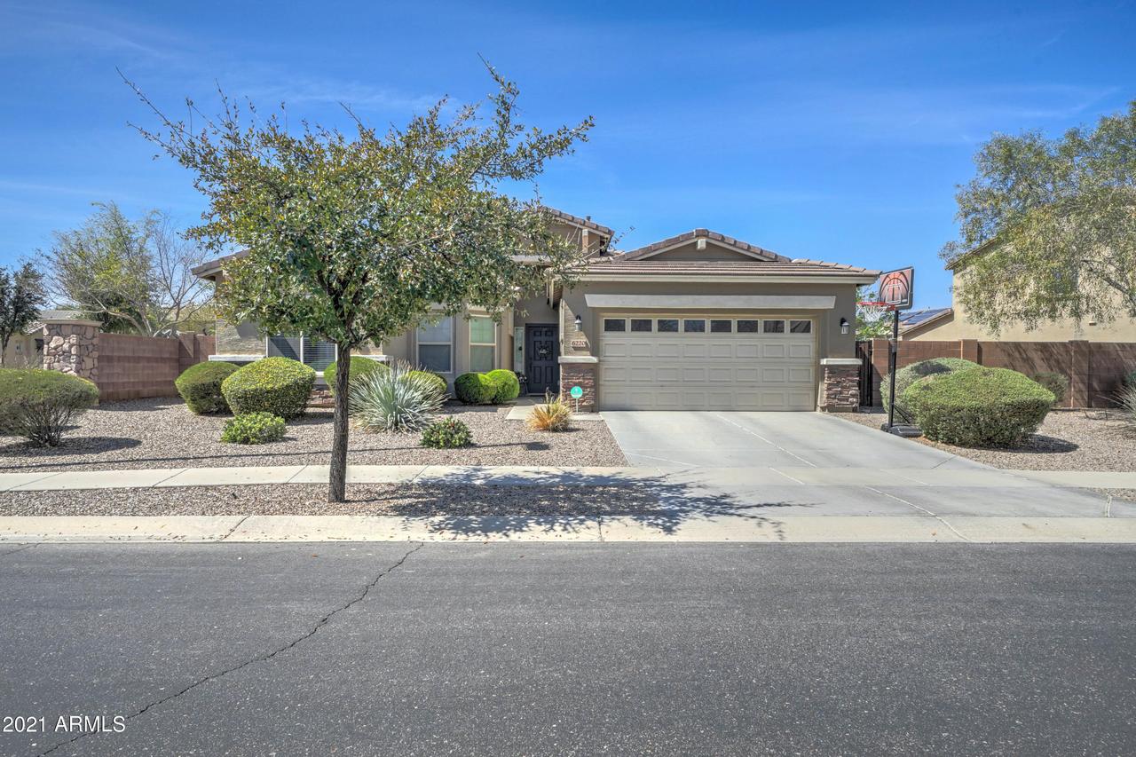 6220 S Banning St., Gilbert, AZ 85298