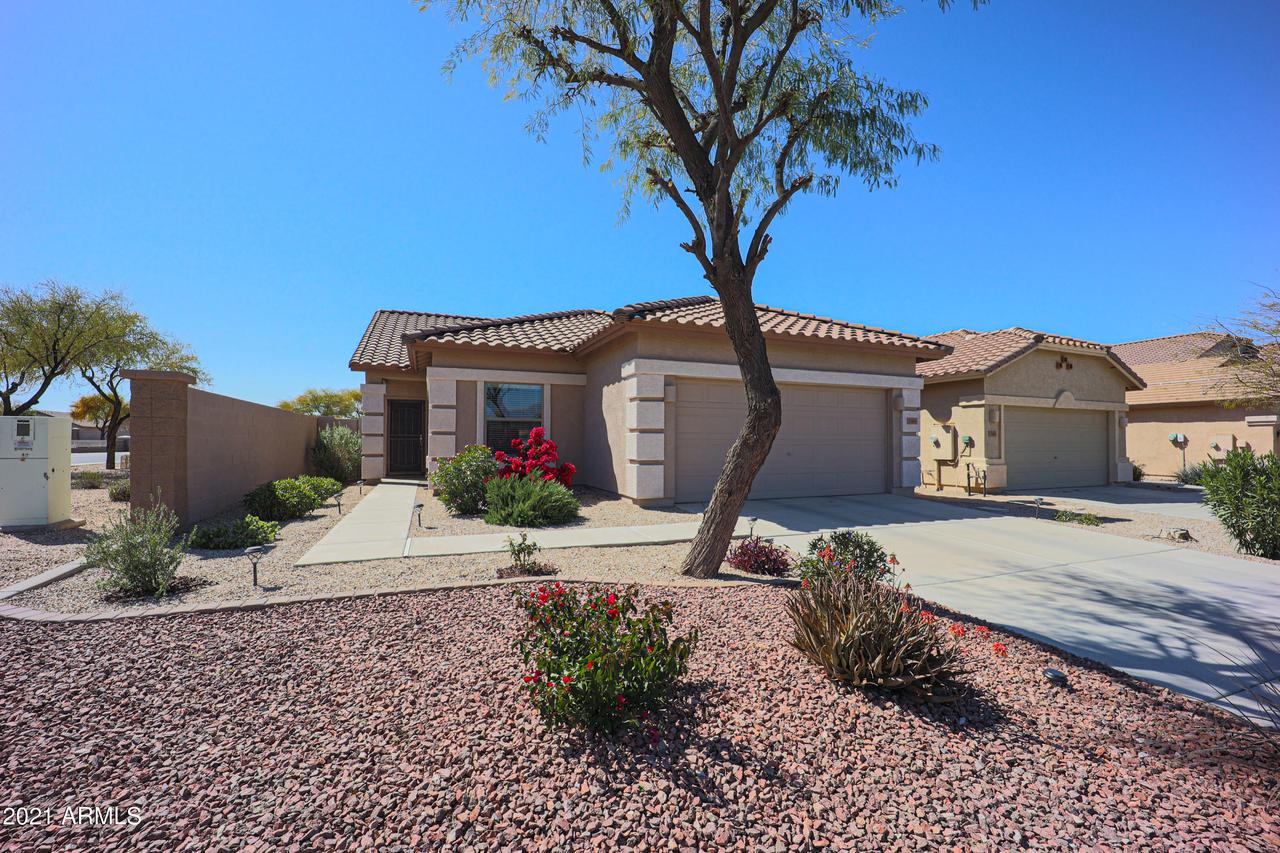 33466 N Sandstone Dr., San Tan Valley, AZ 85143