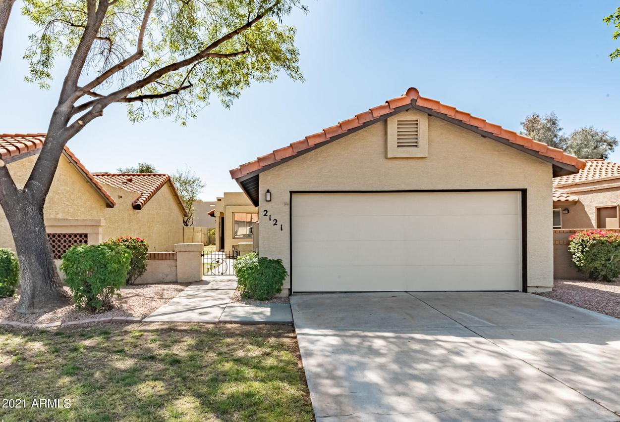 2121 E Fairview Ave., Mesa, AZ 85204
