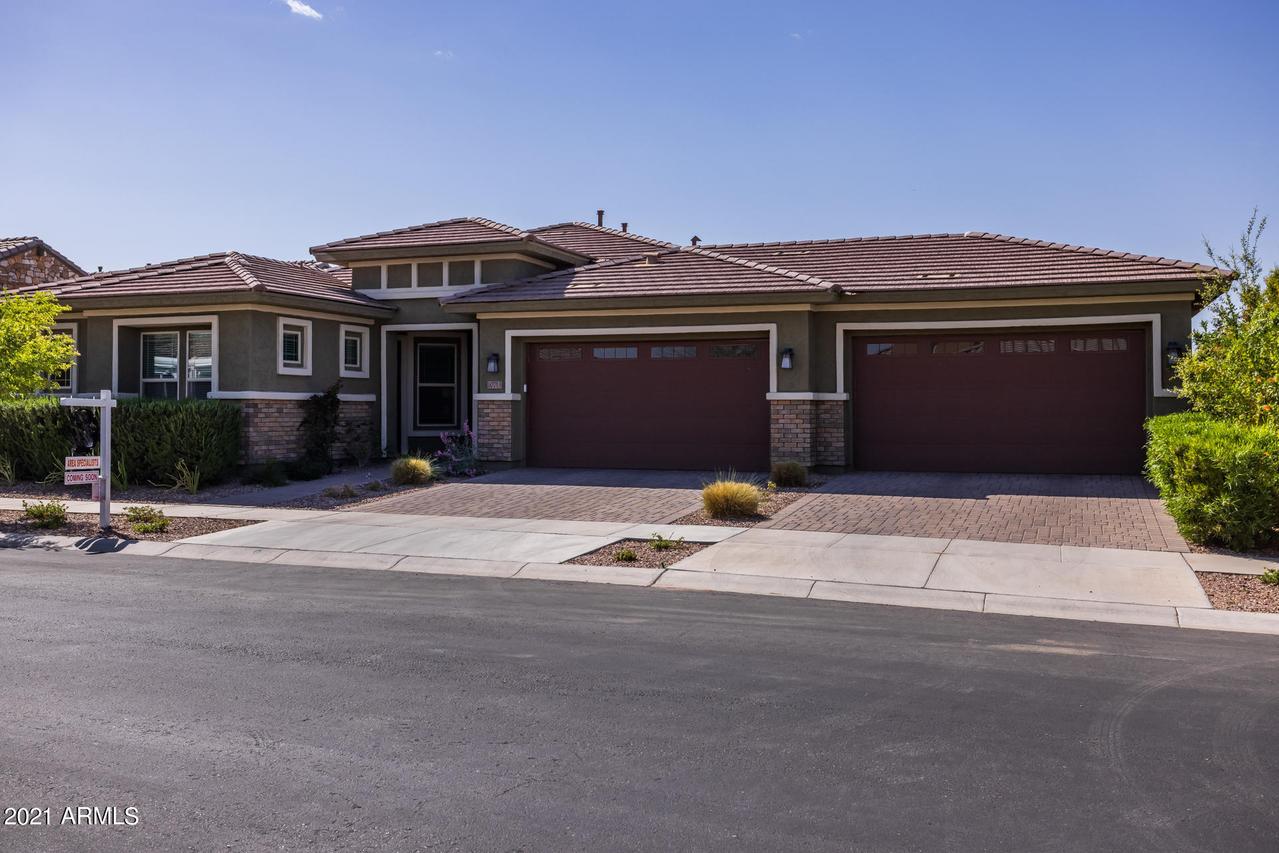 10713 E Stearn Ave., Mesa, AZ 85212