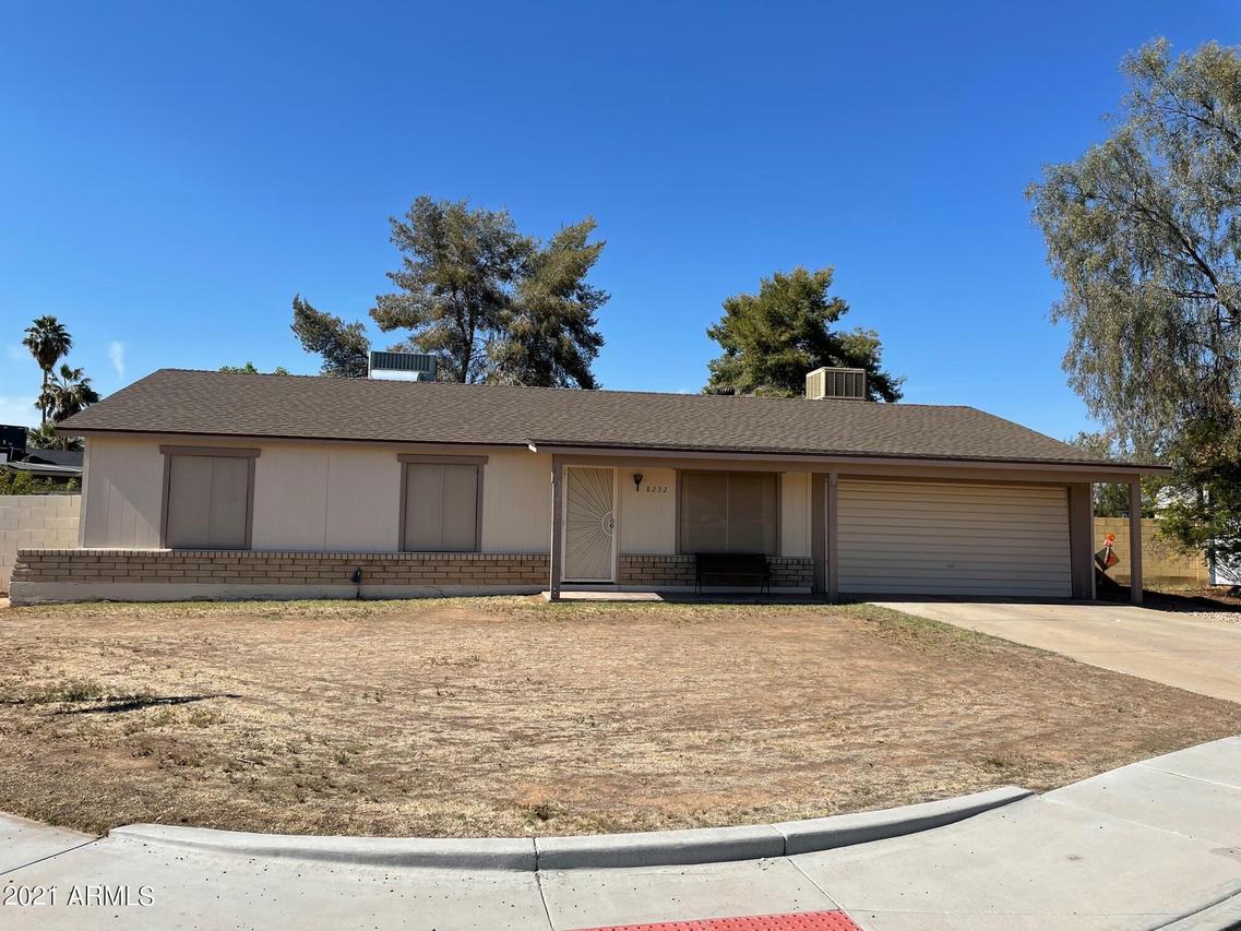 8232 W Meadowbrook Ave., Phoenix, AZ 85033