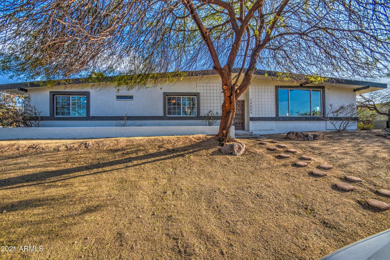 13423 N 18th Pl., Phoenix, AZ 85022