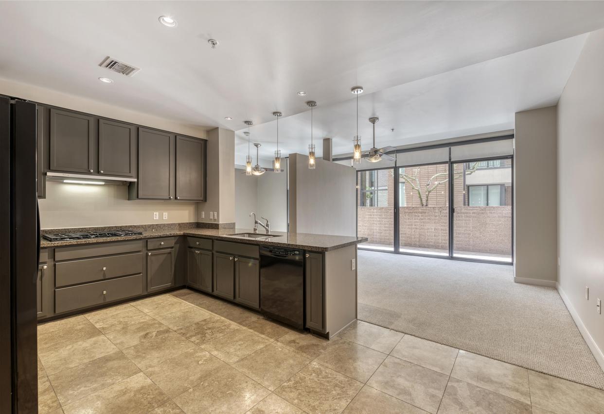 208 W Portland St. #155, Phoenix, AZ 85003