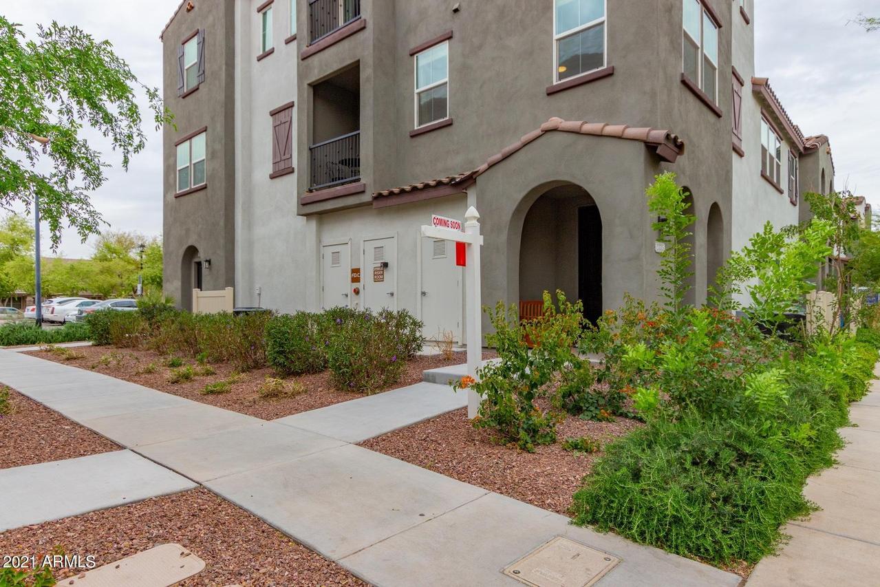 2335 E Hidalgo Ave., Phoenix, AZ 85040