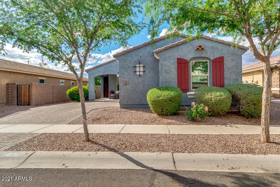 1876 S Racine Ln., Gilbert, AZ 85295