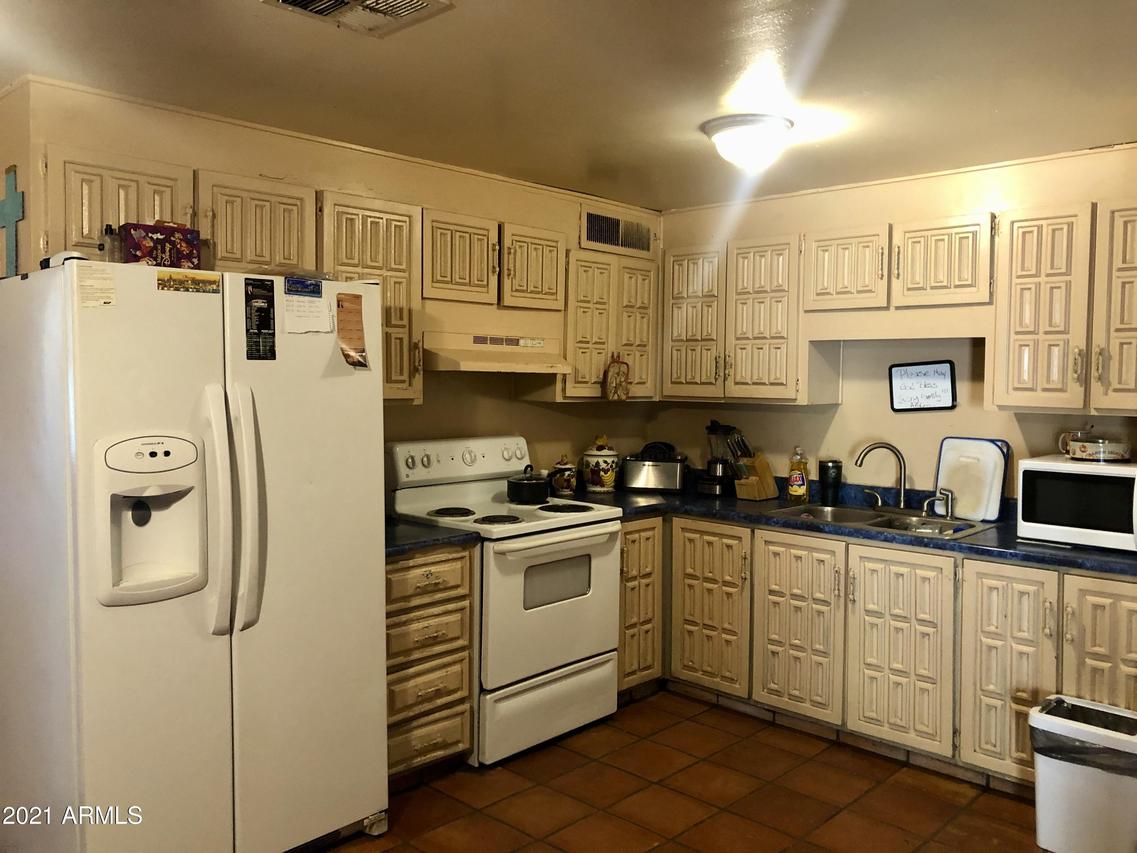 1620 N 65th Dr., Phoenix, AZ 85035