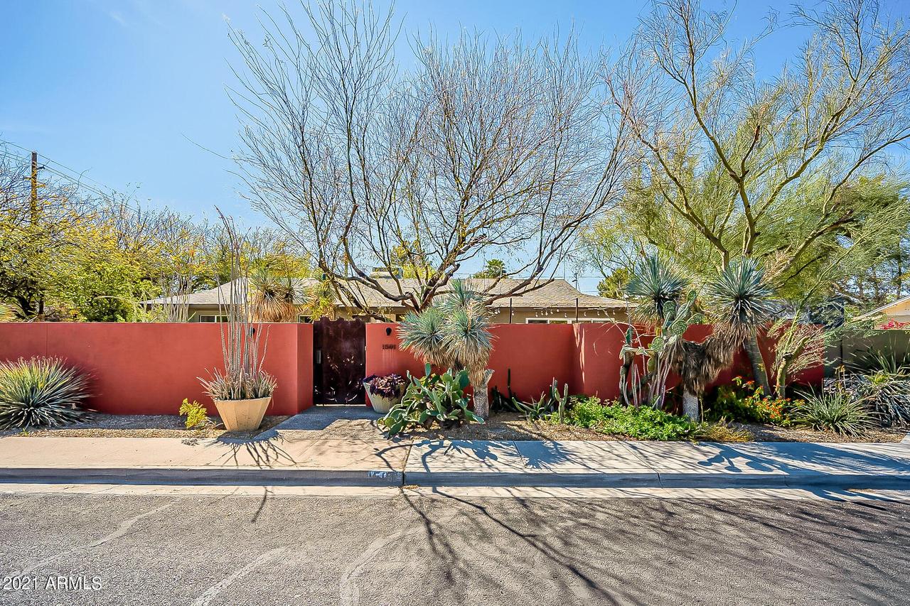 1501 W Lawrence Ln., Phoenix, AZ 85021