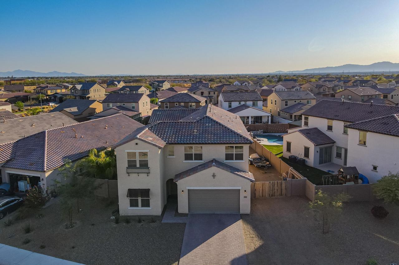 10151 W Angels Ln., Peoria, AZ 85383