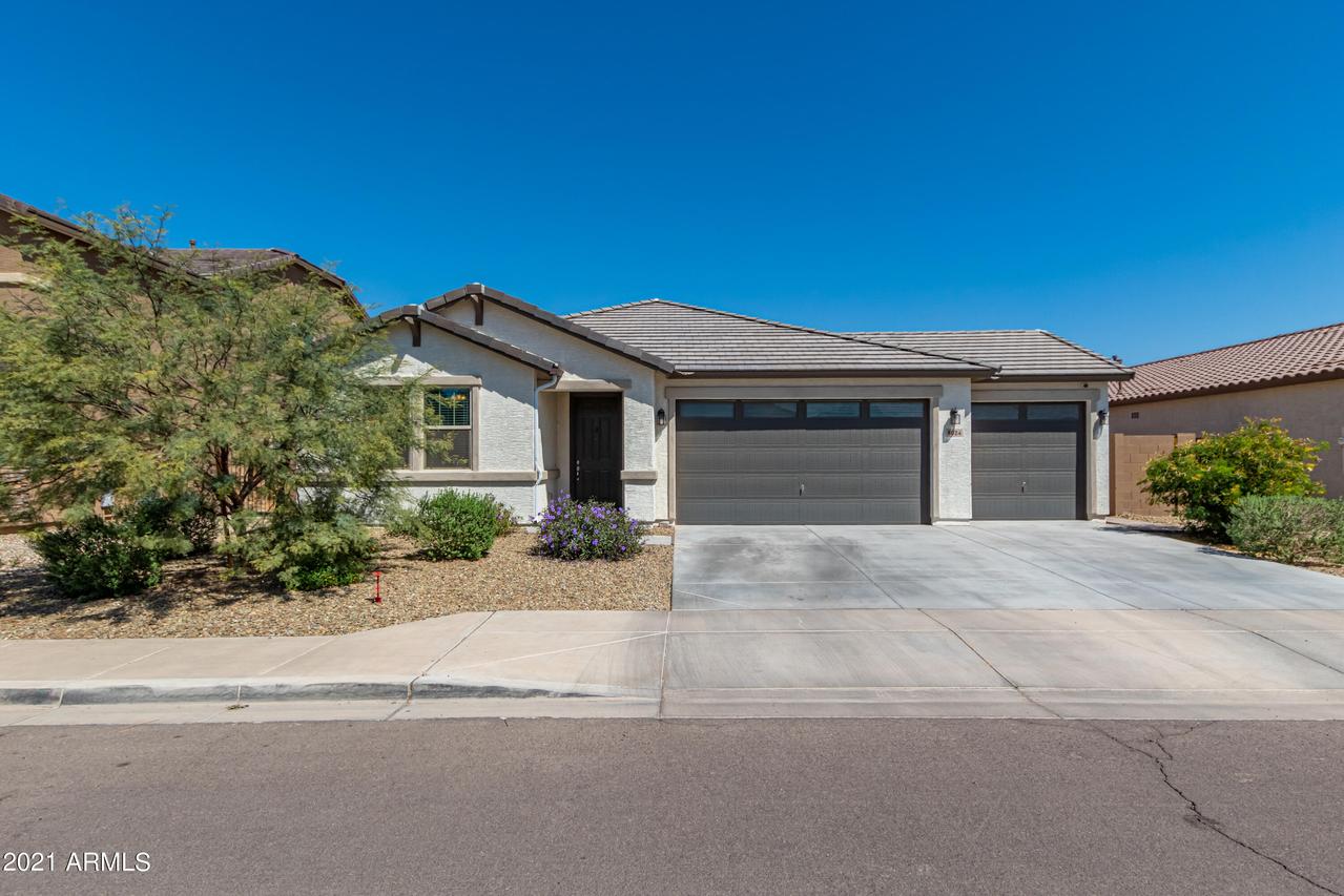 8024 W Encinas Ln., Phoenix, AZ 85043