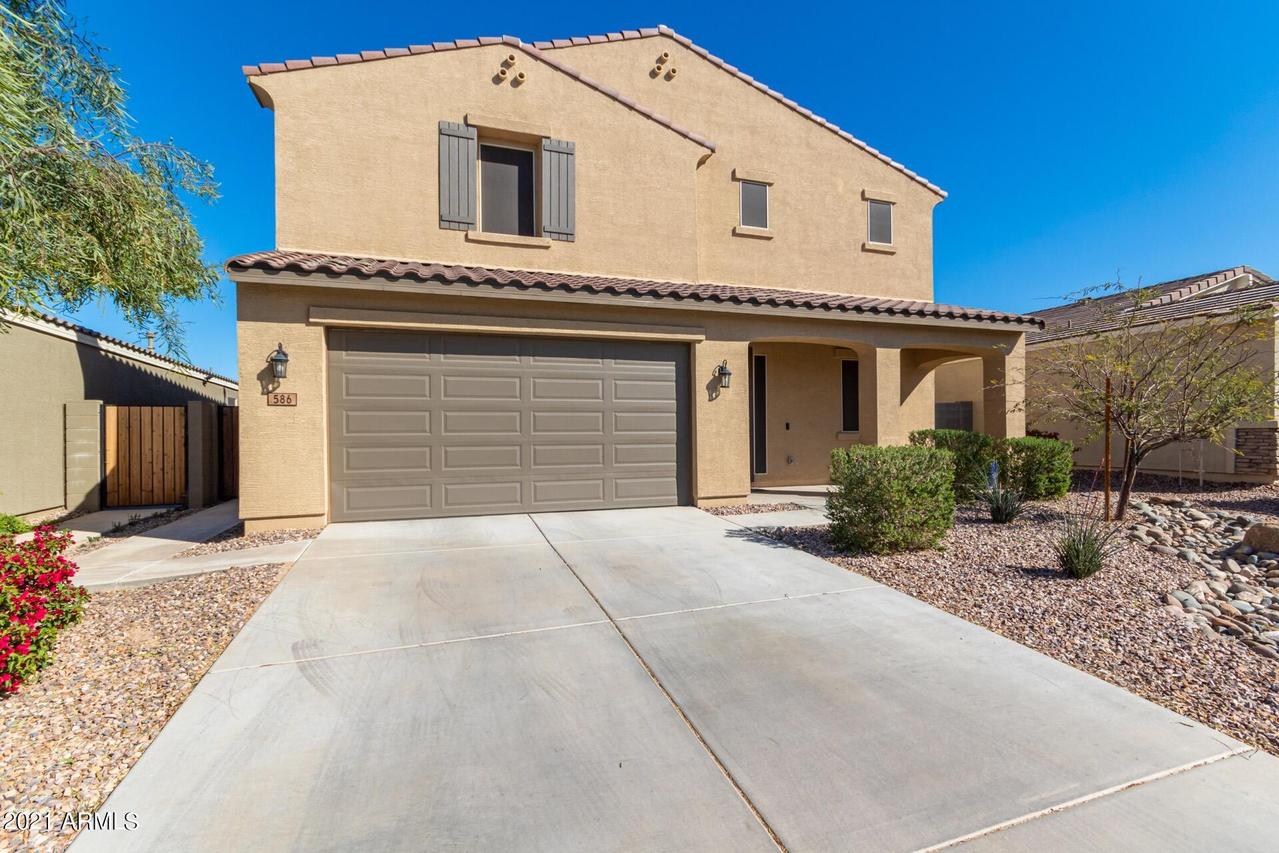 586 W Chapawee Tr., San Tan Valley, AZ 85140