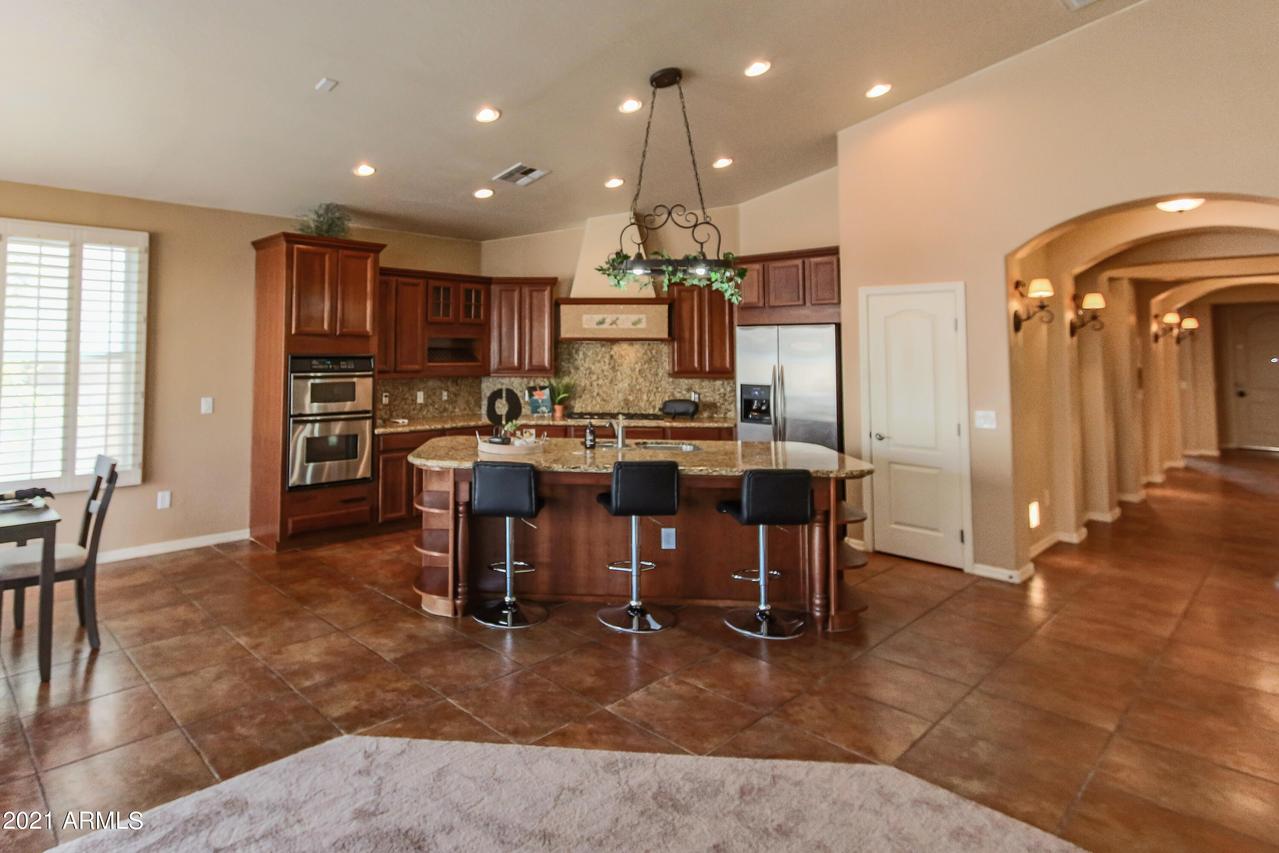 4014 W Saint Kateri Dr., Phoenix, AZ 85041