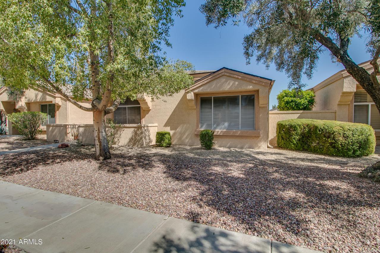 19927 N Greenview Dr., Sun City West, AZ 85375