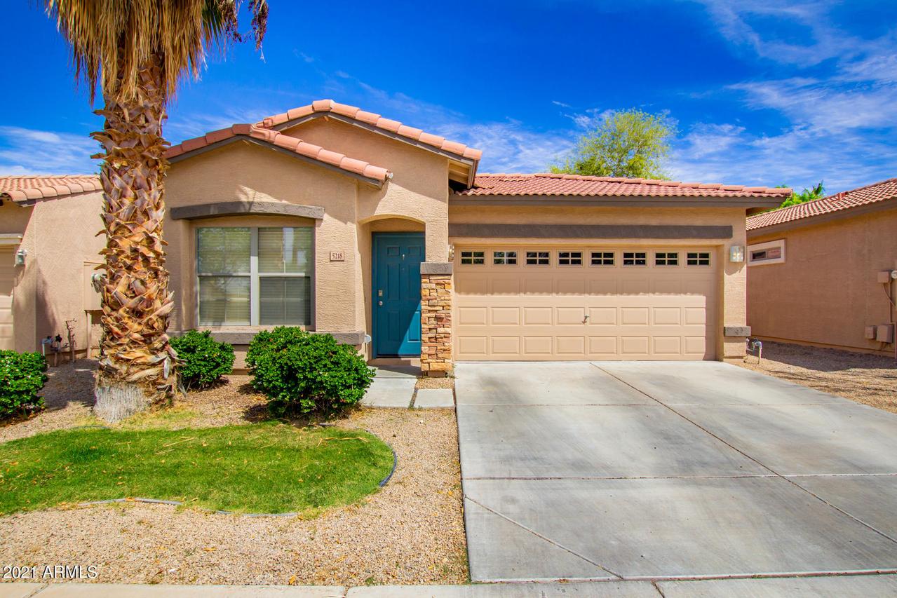 5218 W Desert Hills Dr., Glendale, AZ 85304