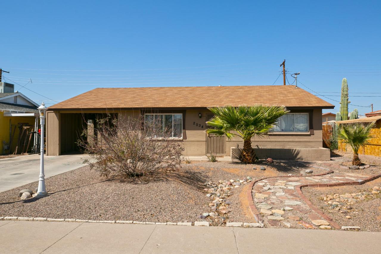 2034 E Bayberry Ave., Mesa, AZ 85204