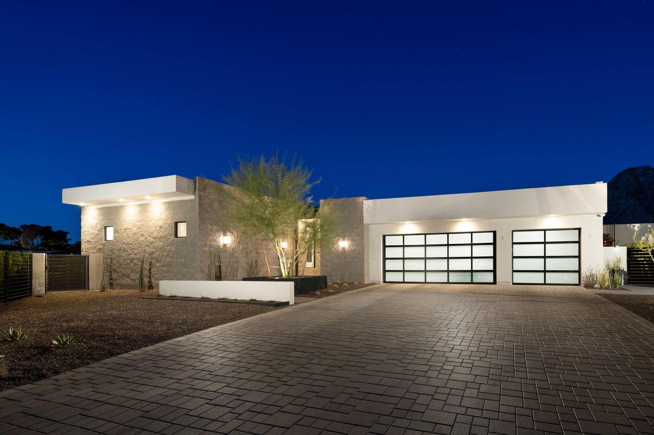 7227 N 21st St., Phoenix, AZ 85020