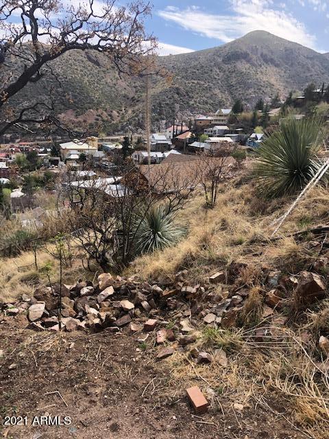 230 Opera Dr. #B, Bisbee, AZ 85603