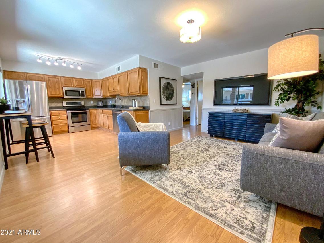 2442 E University Dr. #8, Mesa, AZ 85213