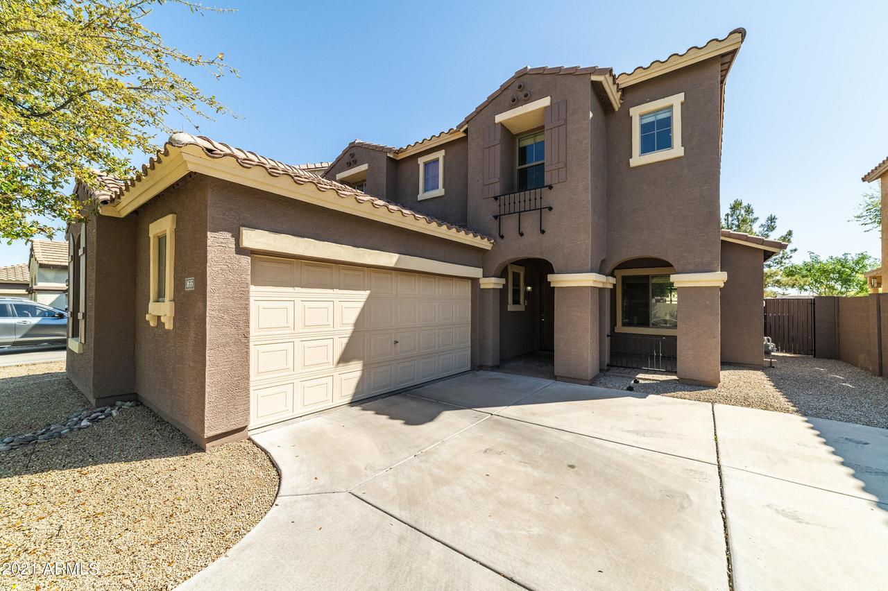 1635 S Starling Dr., Gilbert, AZ 85295