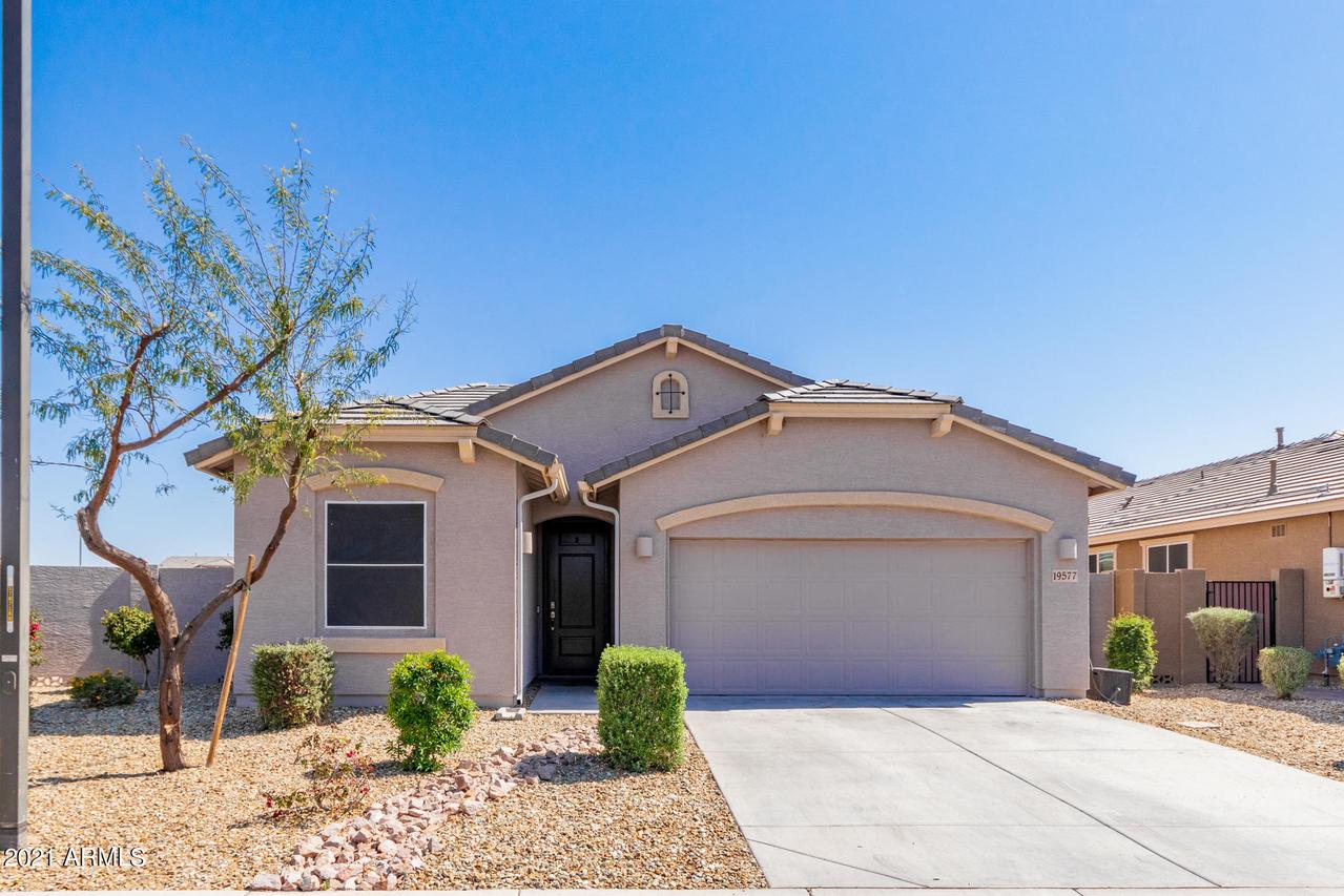 19577 W Solano Dr., Buckeye, AZ 85326