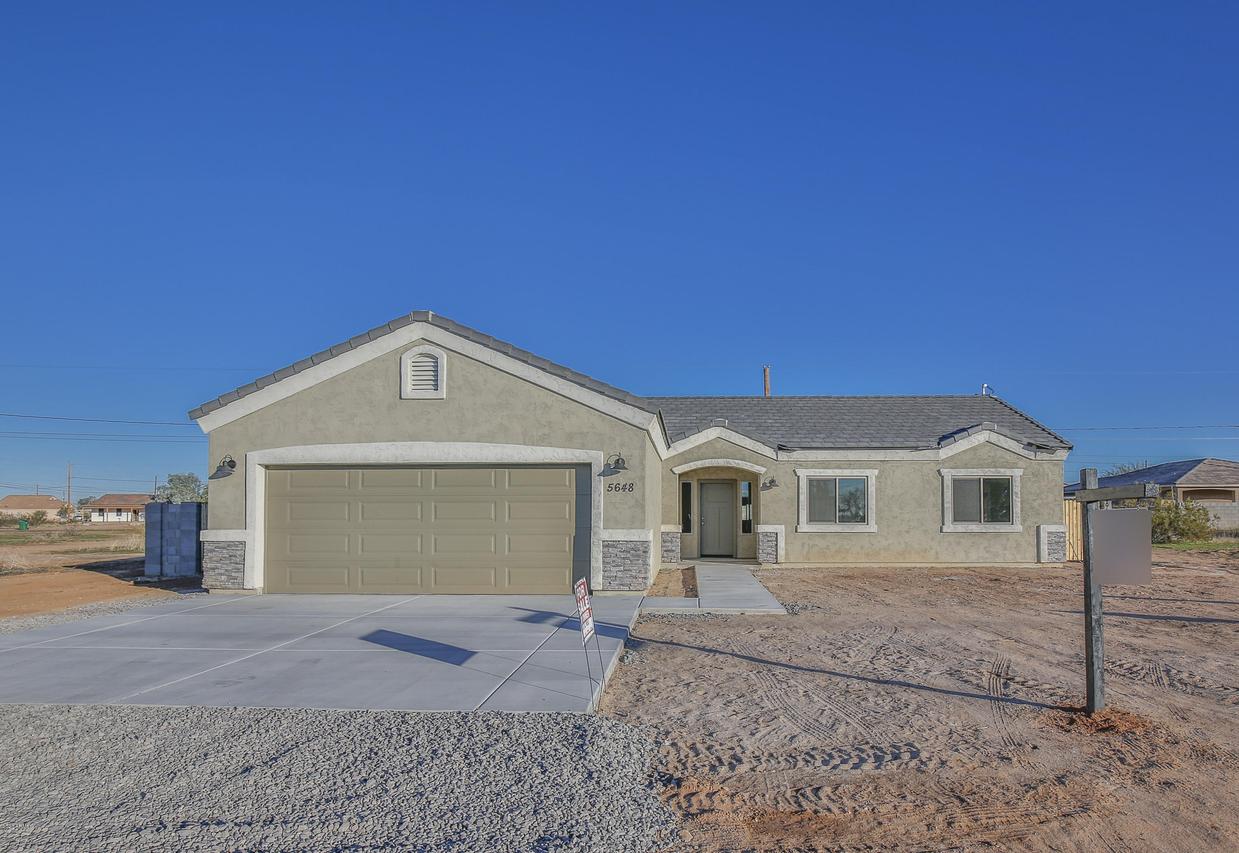 5383 E Santa Clara Dr., San Tan Valley, AZ 85140