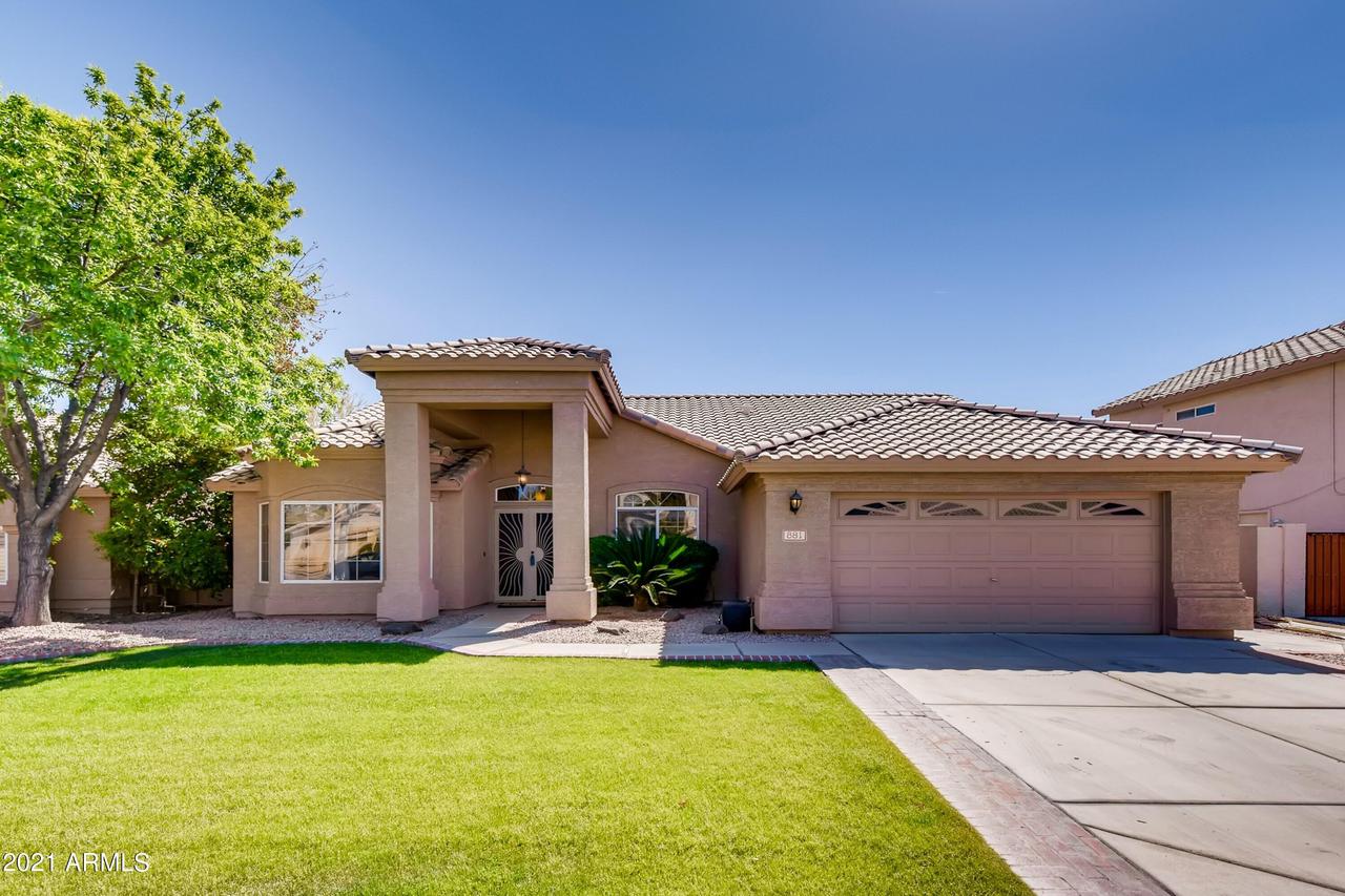 881 W Horseshoe Ave., Gilbert, AZ 85233
