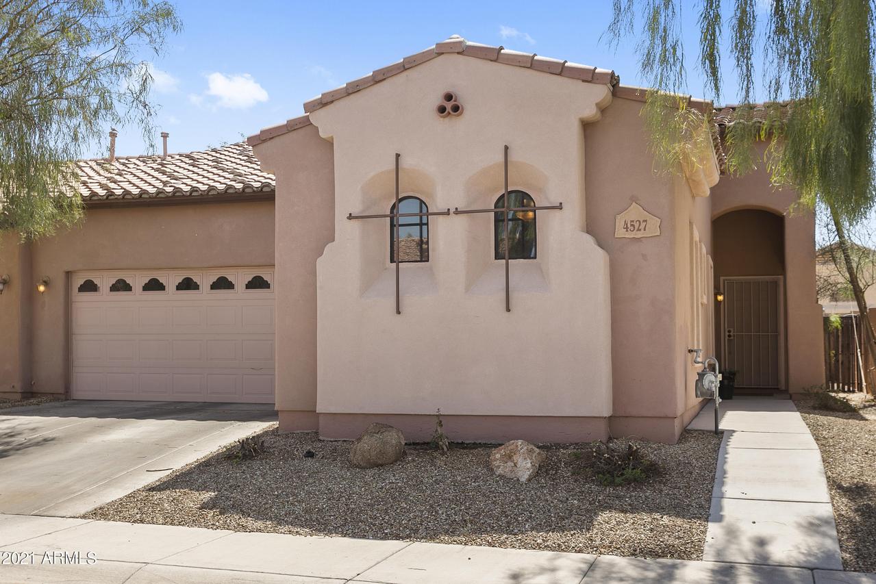 4527 W Beautiful Ln., Laveen, AZ 85339