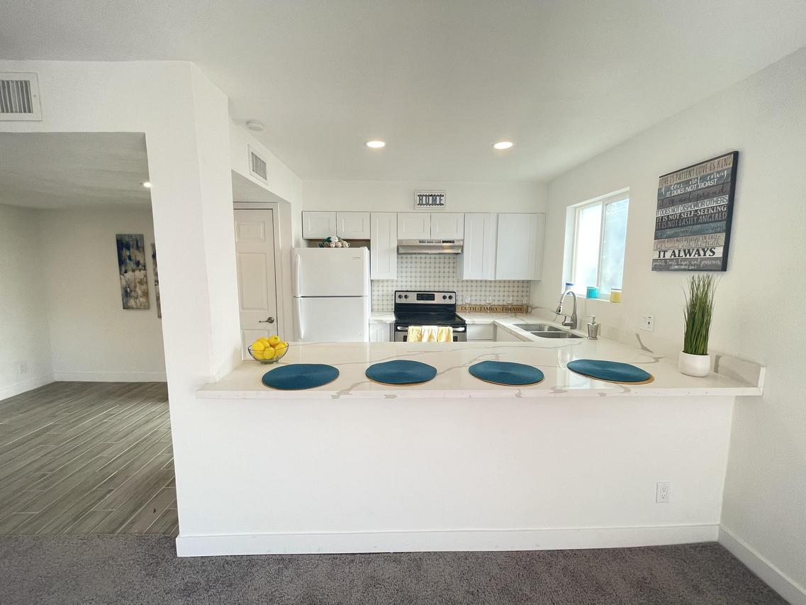 4731 E Belleview St., Phoenix, AZ 85008