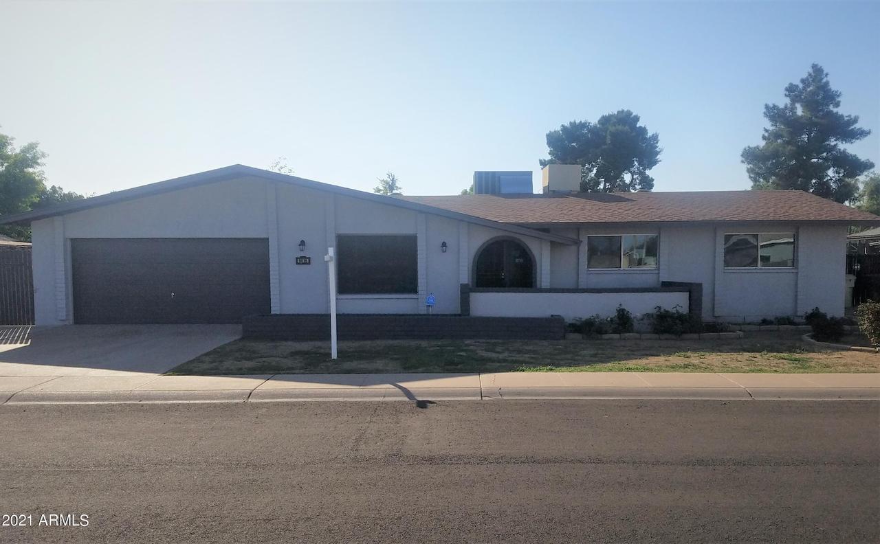 9616 N 44th Ave., Glendale, AZ 85302