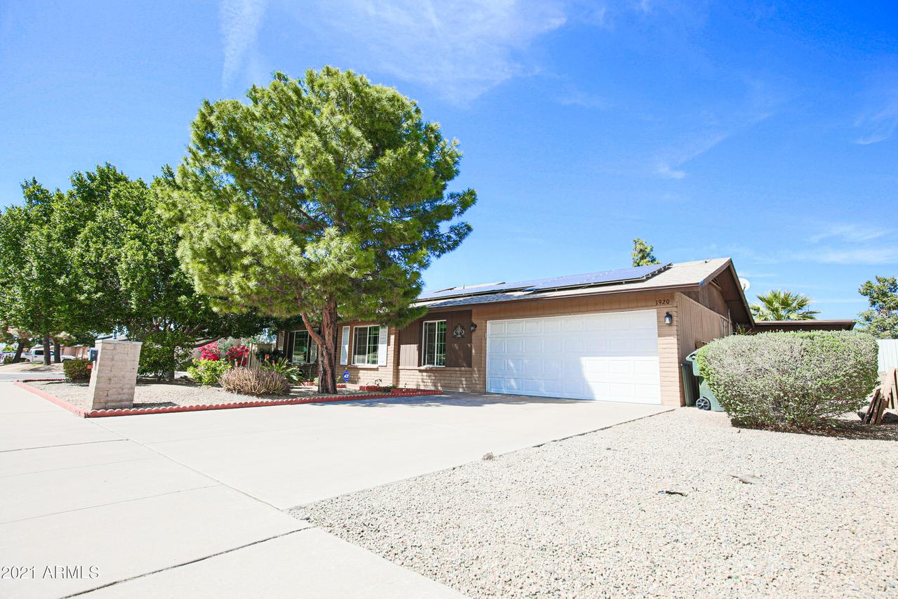 1920 W Wescott Dr., Phoenix, AZ 85027