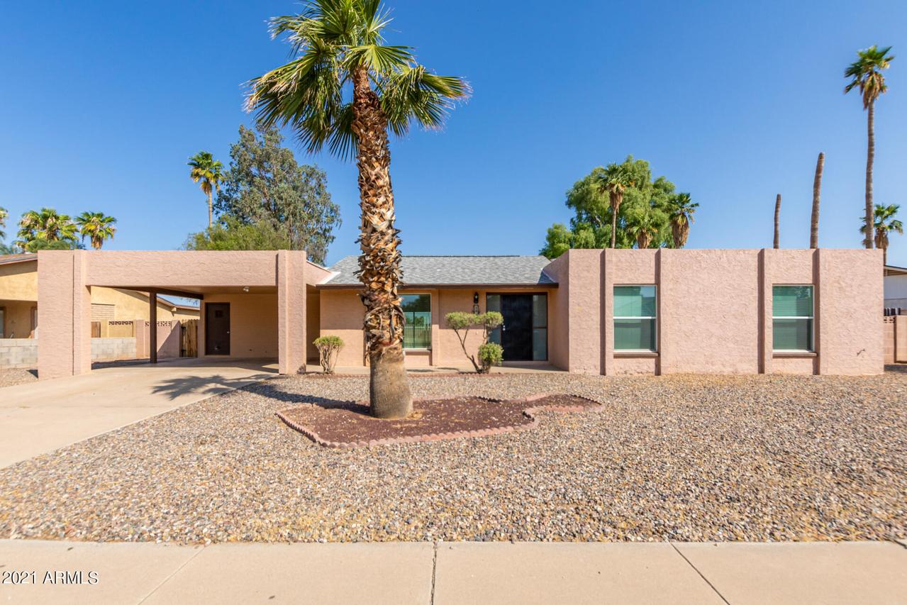 1214 E Avenida Grande St., Casa Grande, AZ 85122