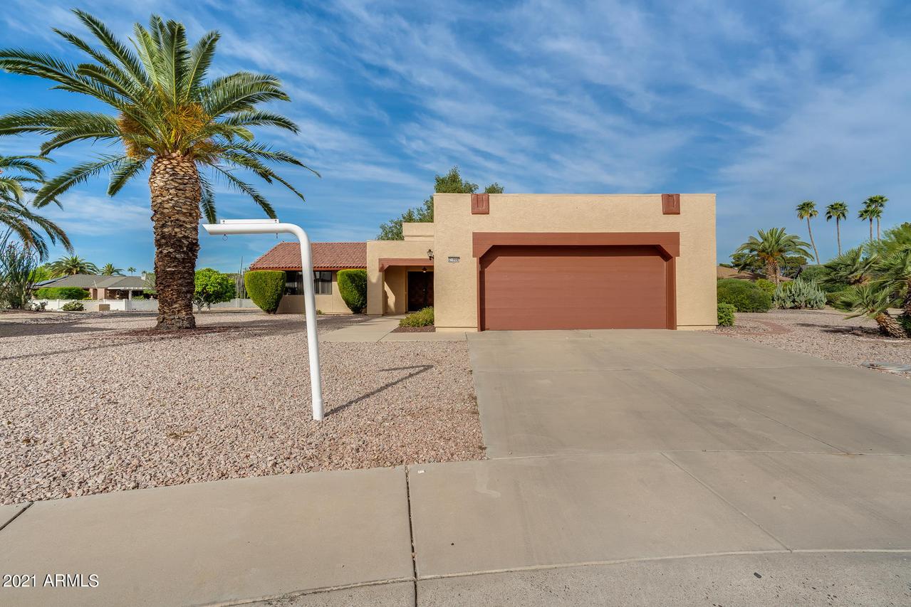 21008 N Palm Desert Dr., Sun City West, AZ 85375