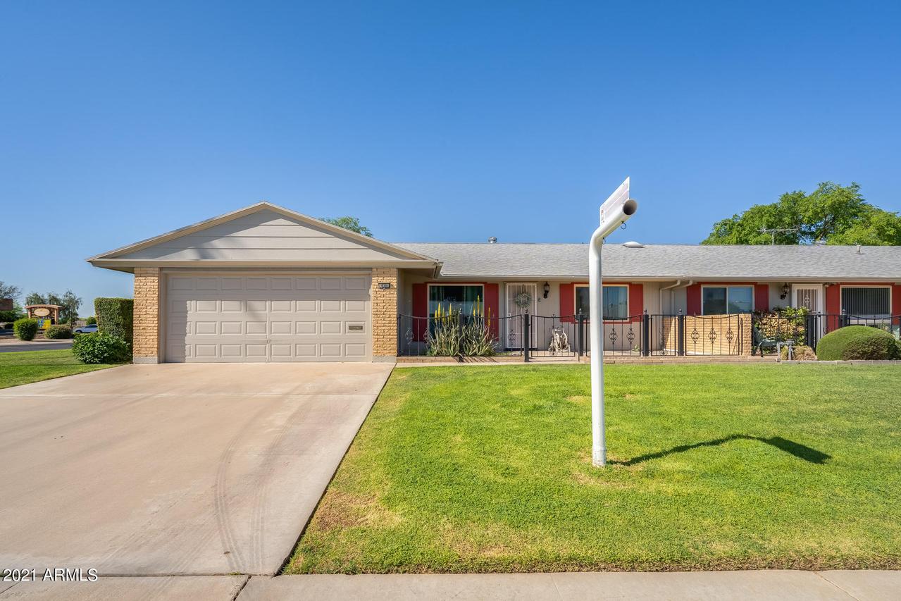 10301 W Bright Angel Cir., Sun City, AZ 85351