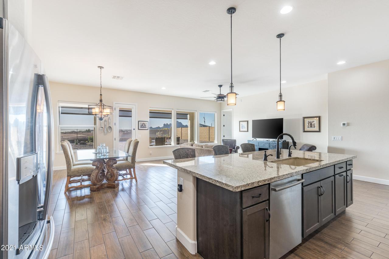 7225 S Bennett Cir., Gold Canyon, AZ 85118