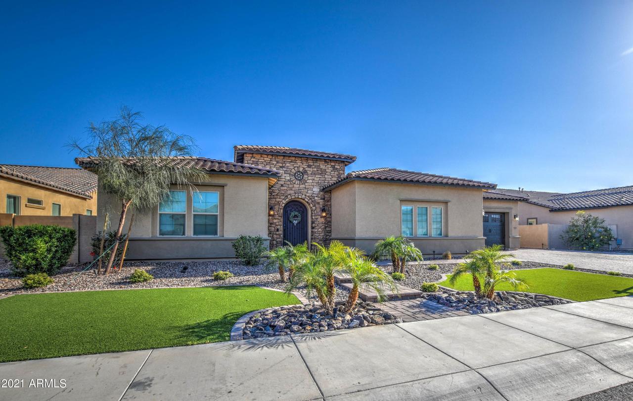 9419 W Villa Hermosa, Peoria, AZ 85383