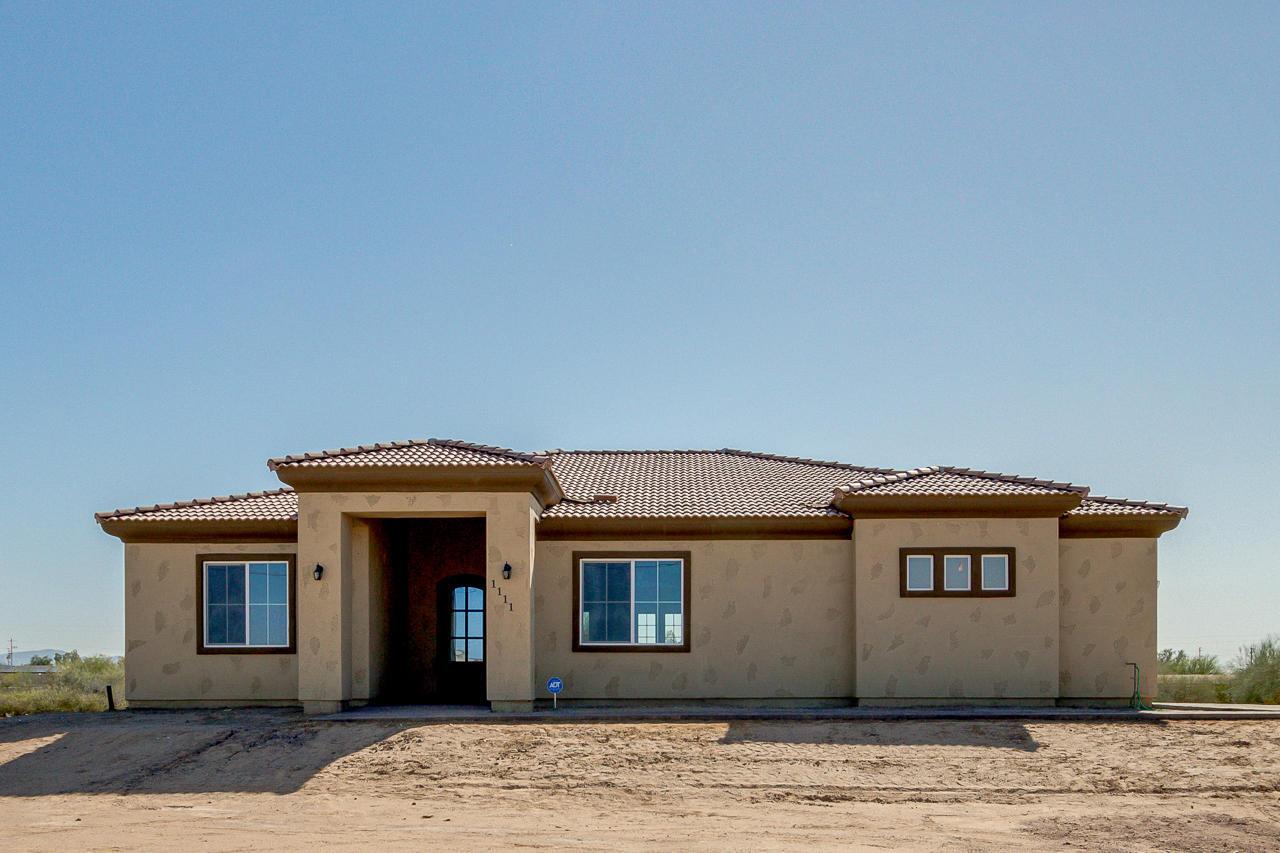 1111 S 350th Ave., Tonopah, AZ 85354